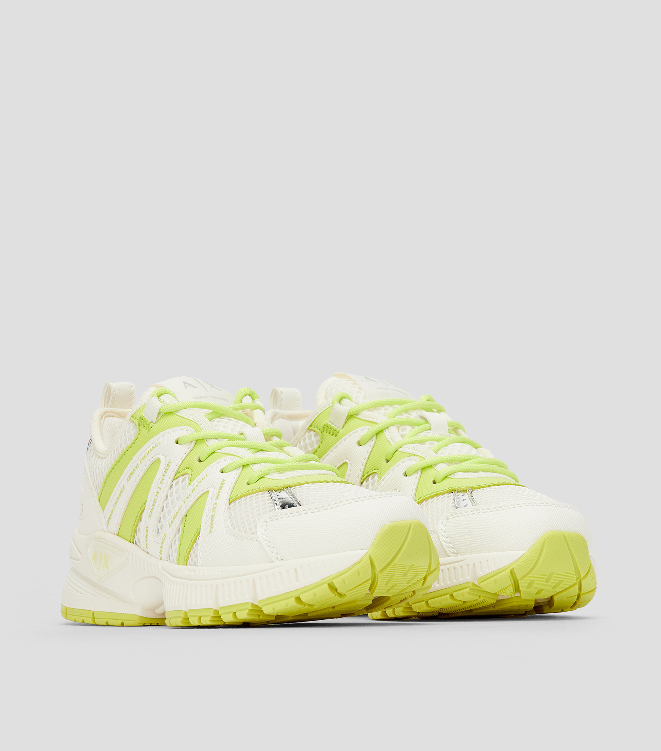 Tenis Casuales con logo Mujer